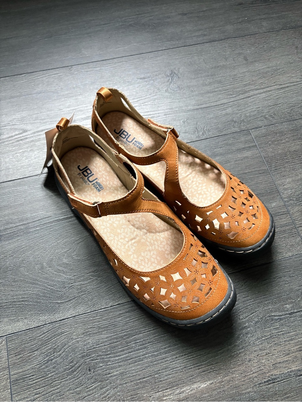 JBU Jambu Bellerose Brown Laser Cut Mary Jane Flats Size 9M - New Without Box